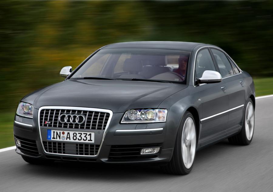  Audi S8 (D3) 2008 года  (WW) (фото 11 из 15)